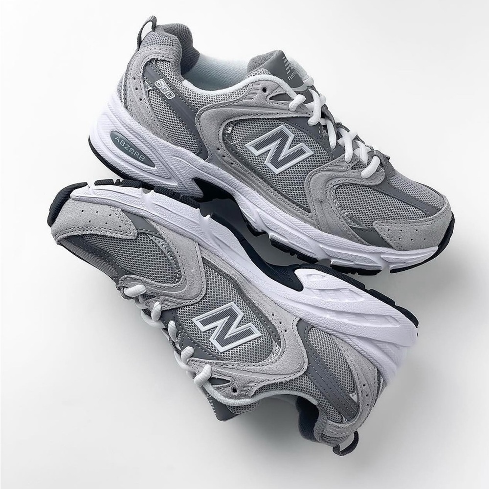 NEW BALANCE 530 IN RAINCLOUD WITH SHADOW GREY & SILVER METALLIC Sneakers size 8